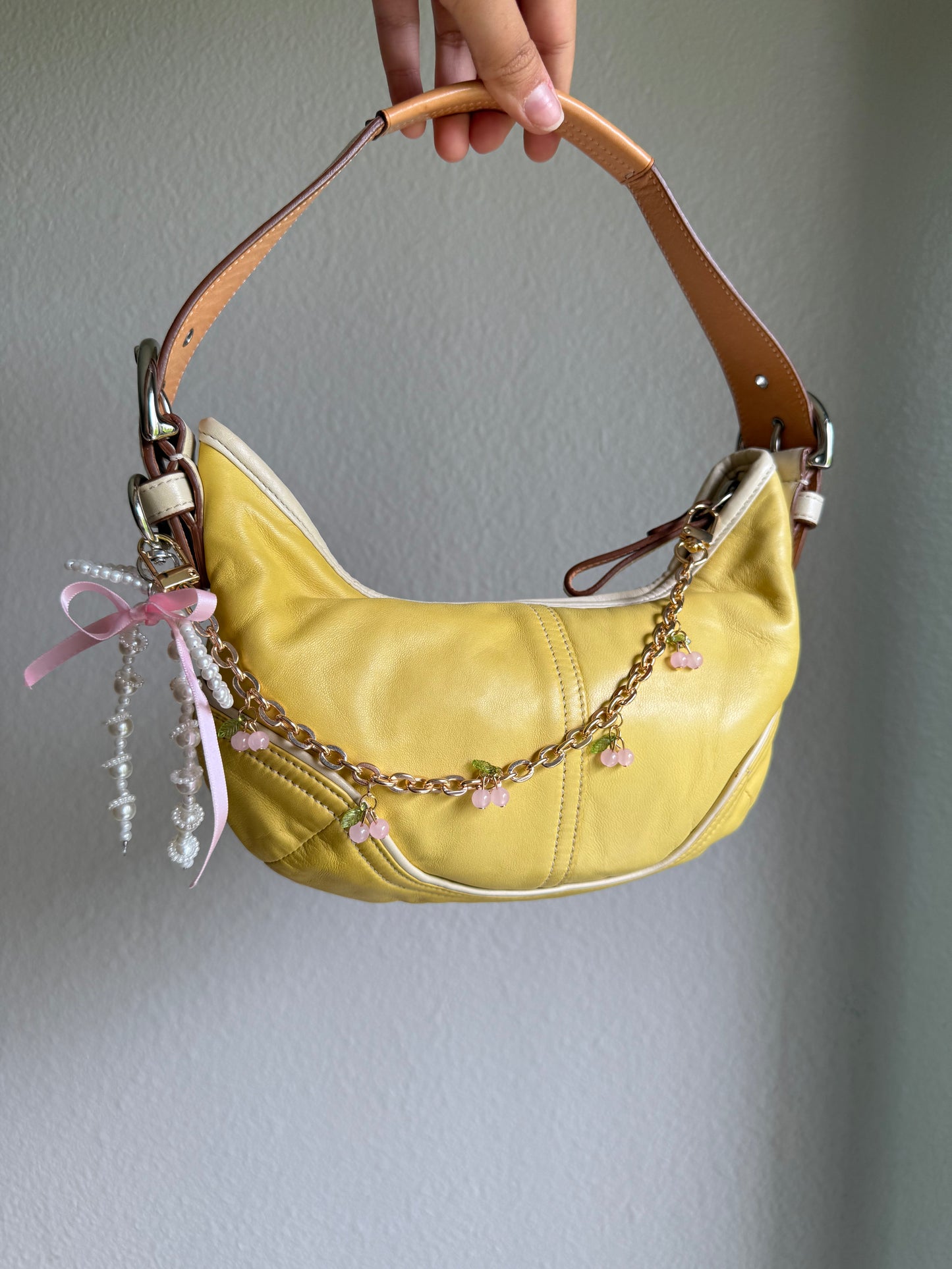 Vintage Coach Soho Hobo Shoulder Bag