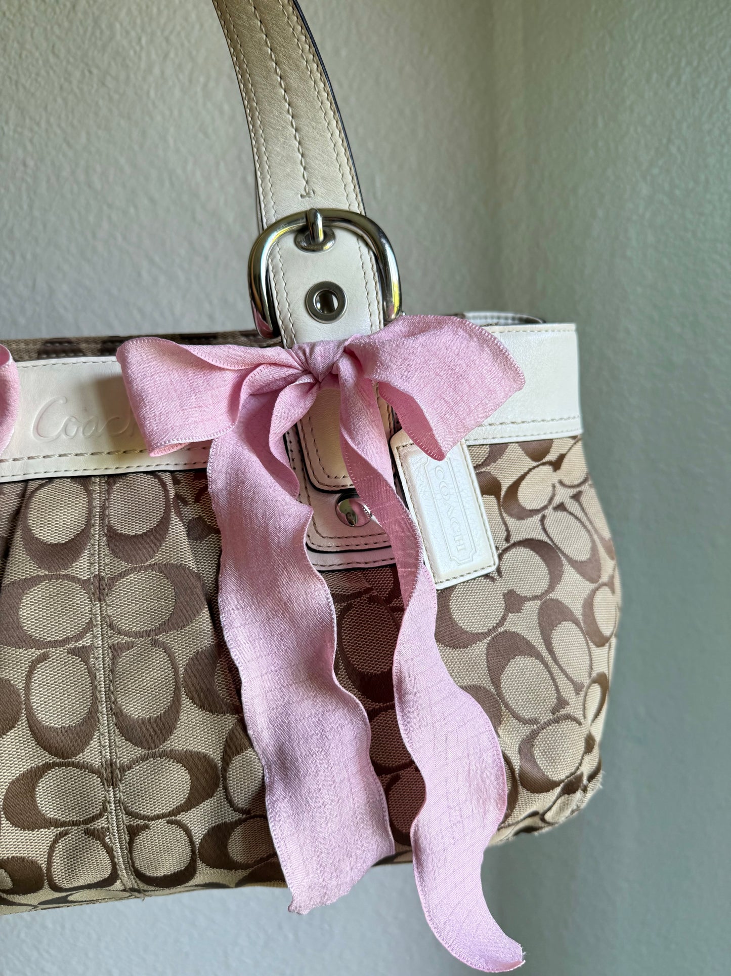 Vintage SoHo Coach Bag with Matching Wallet