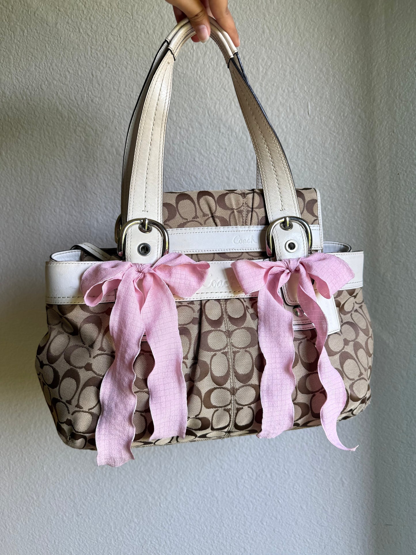 Vintage SoHo Coach Bag with Matching Wallet